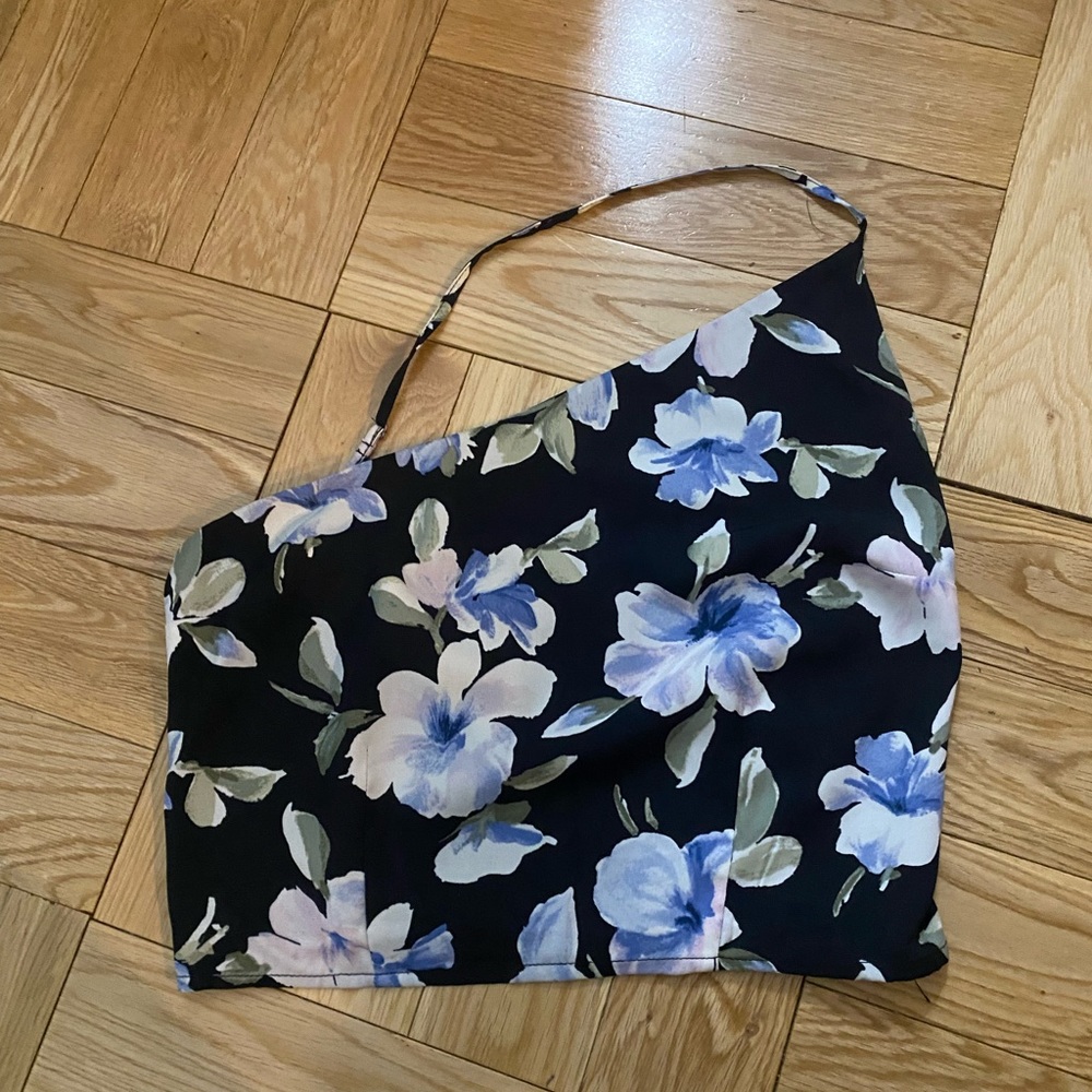 Abercrombie cross shoulder tank